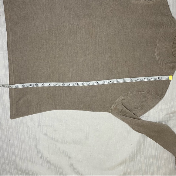 Valerie Stevens Pure Silk Mock neck light sweater top in beige - Picture 6 of 8